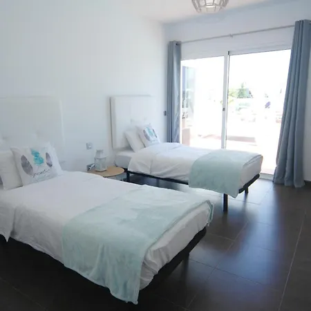 Stylish 4 Bedrooms Private Pool Beautiful Views فيلة *